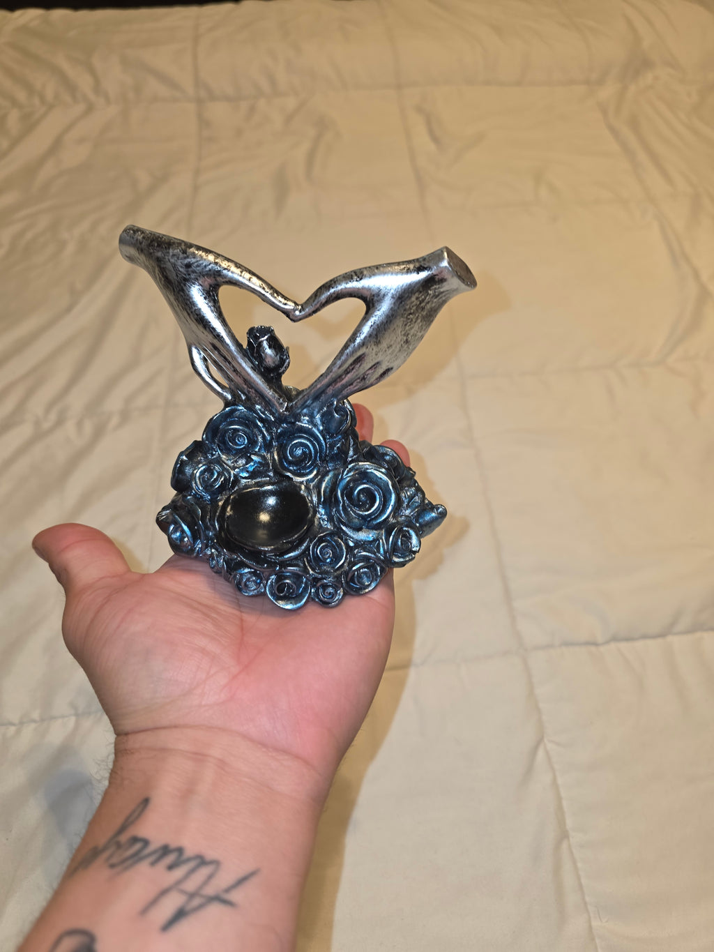 Heart Hands w/ Rose Sphere Holder